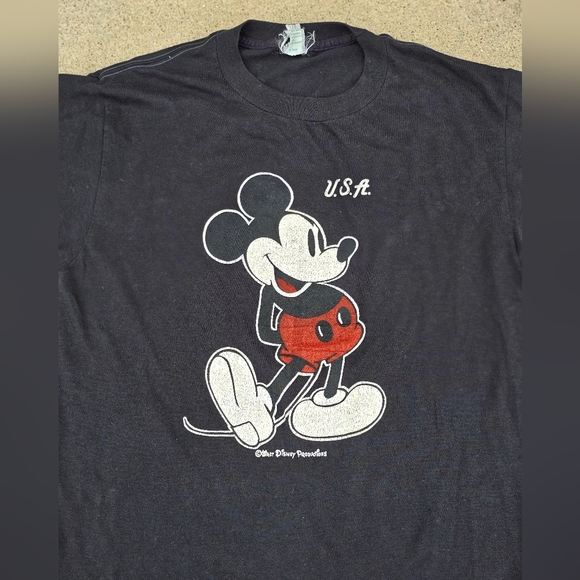 Vtg 80s Anvil - MICKEY MOUSE T-shirt - Small - Picture 2 of 6